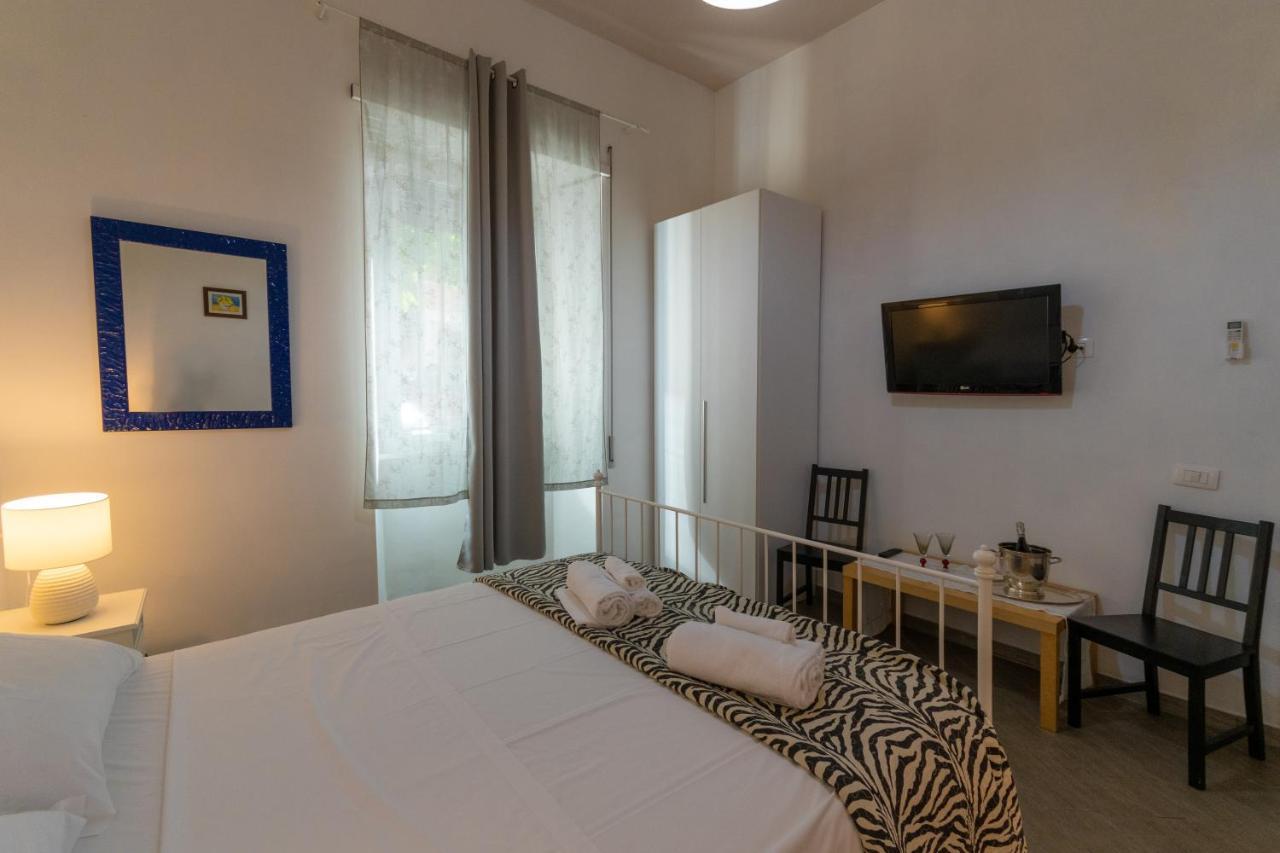 Vercelli Guest House Near San Giovanni Рим Екстериор снимка