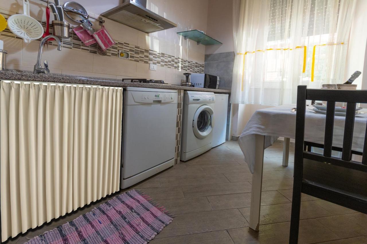 Vercelli Guest House Near San Giovanni Рим Екстериор снимка