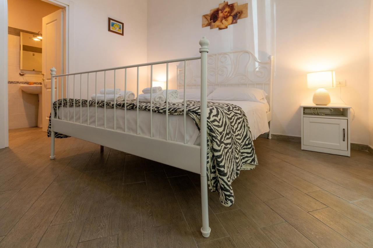 Vercelli Guest House Near San Giovanni Рим Екстериор снимка