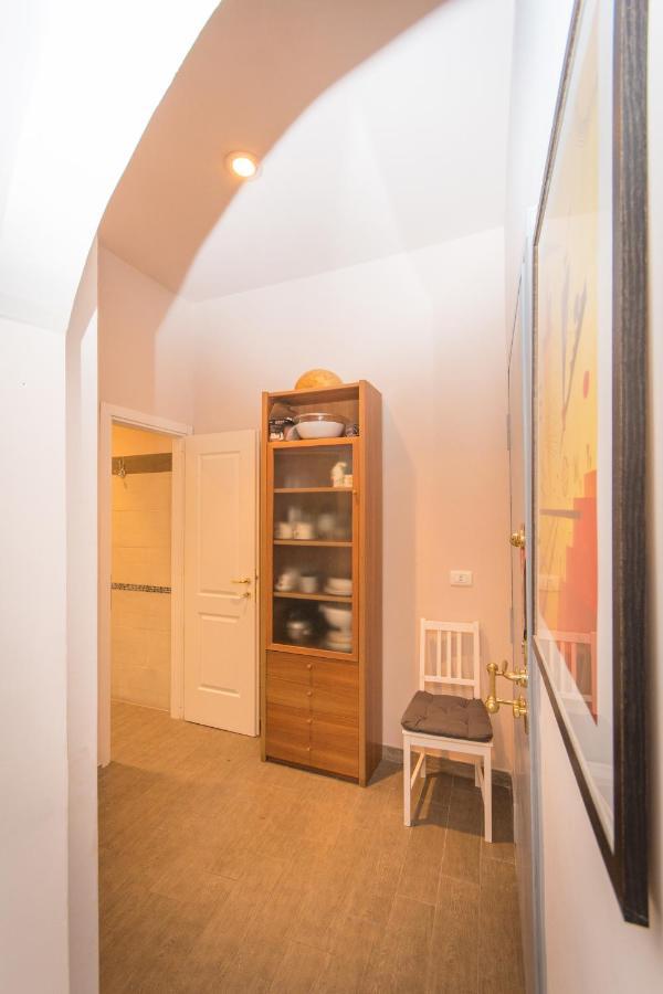 Vercelli Guest House Near San Giovanni Рим Екстериор снимка
