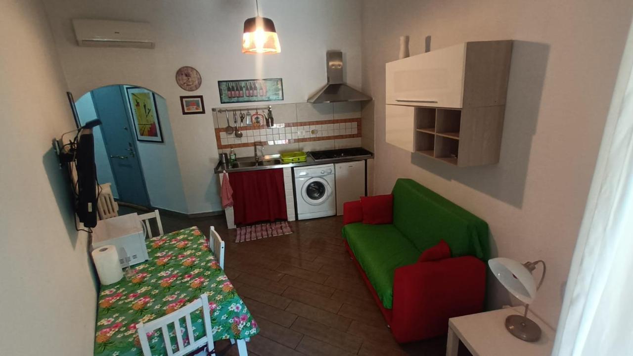 Vercelli Guest House Near San Giovanni Рим Екстериор снимка